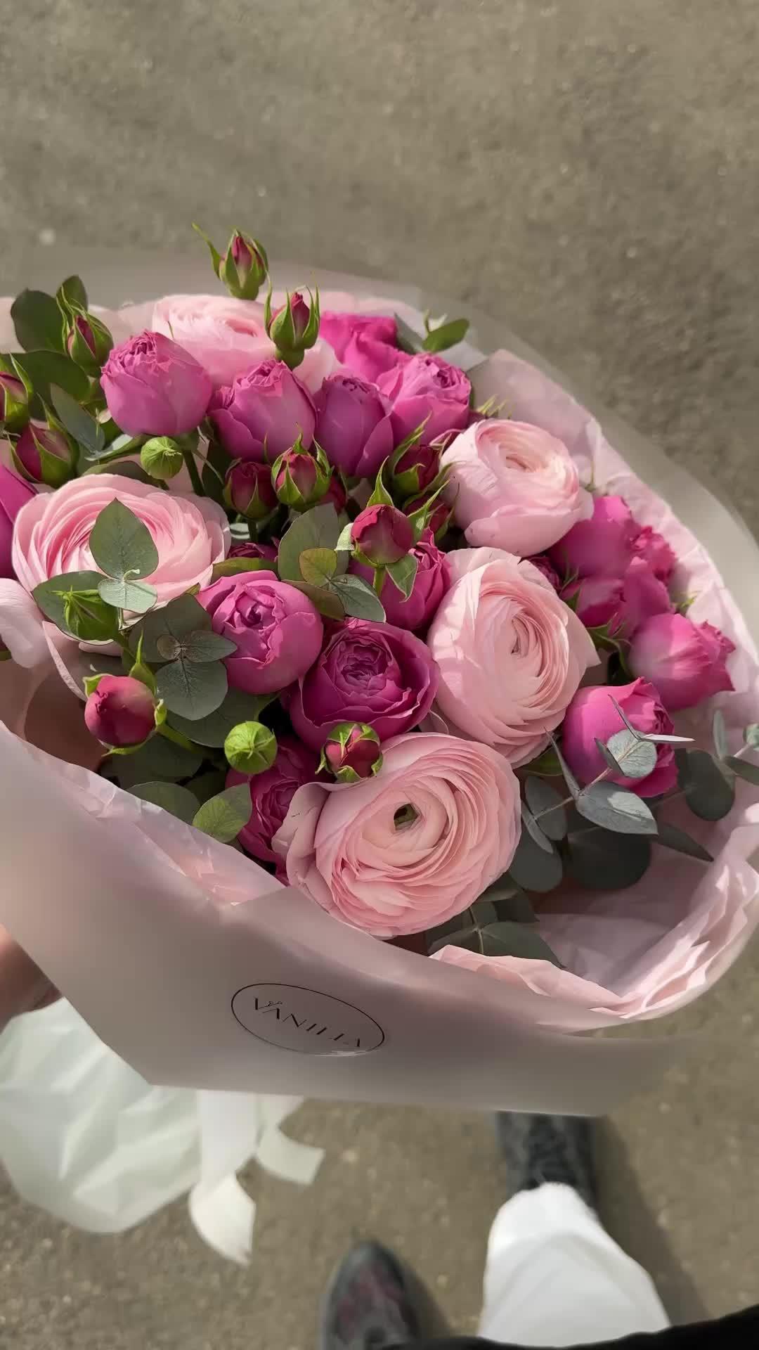 Corporate meeting room with carefully timed floral arrangements that maintain elegance throughout business hours